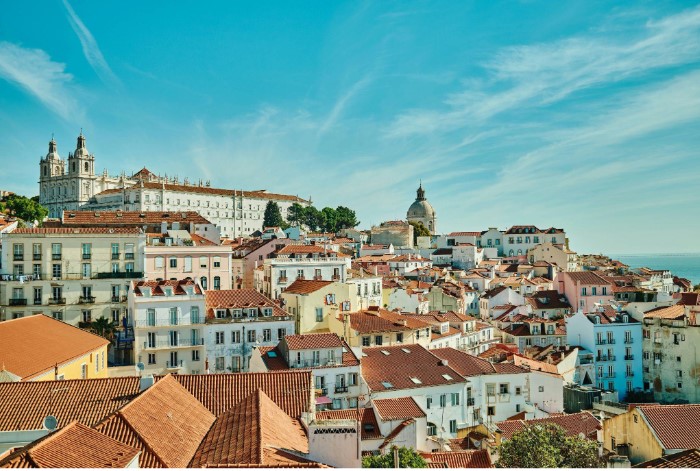 Important Updates on Residence Permits in Portugal (2025)