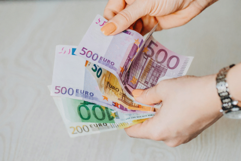 EU to Introduce €10,000 Cash Payment Cap Starting in 2027