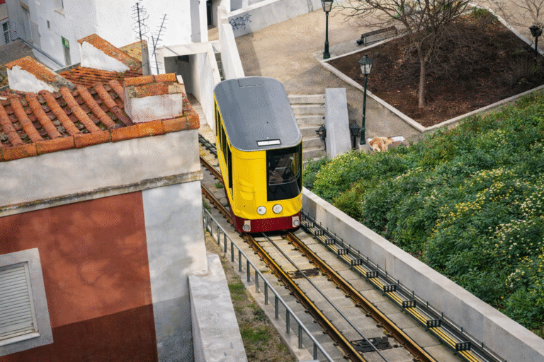 Lisbon’s Graça Funicular to Reopen in April After Safety Inspection