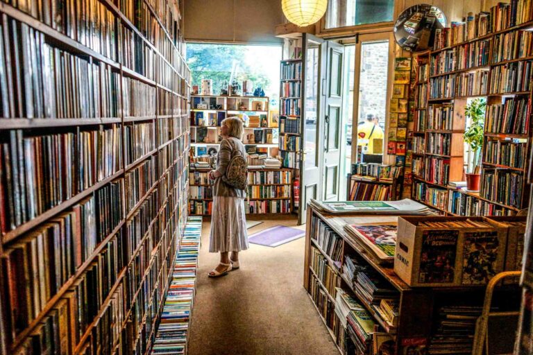 Taxpayers to Receive Tax Deduction for Book Purchases and Cultural Events