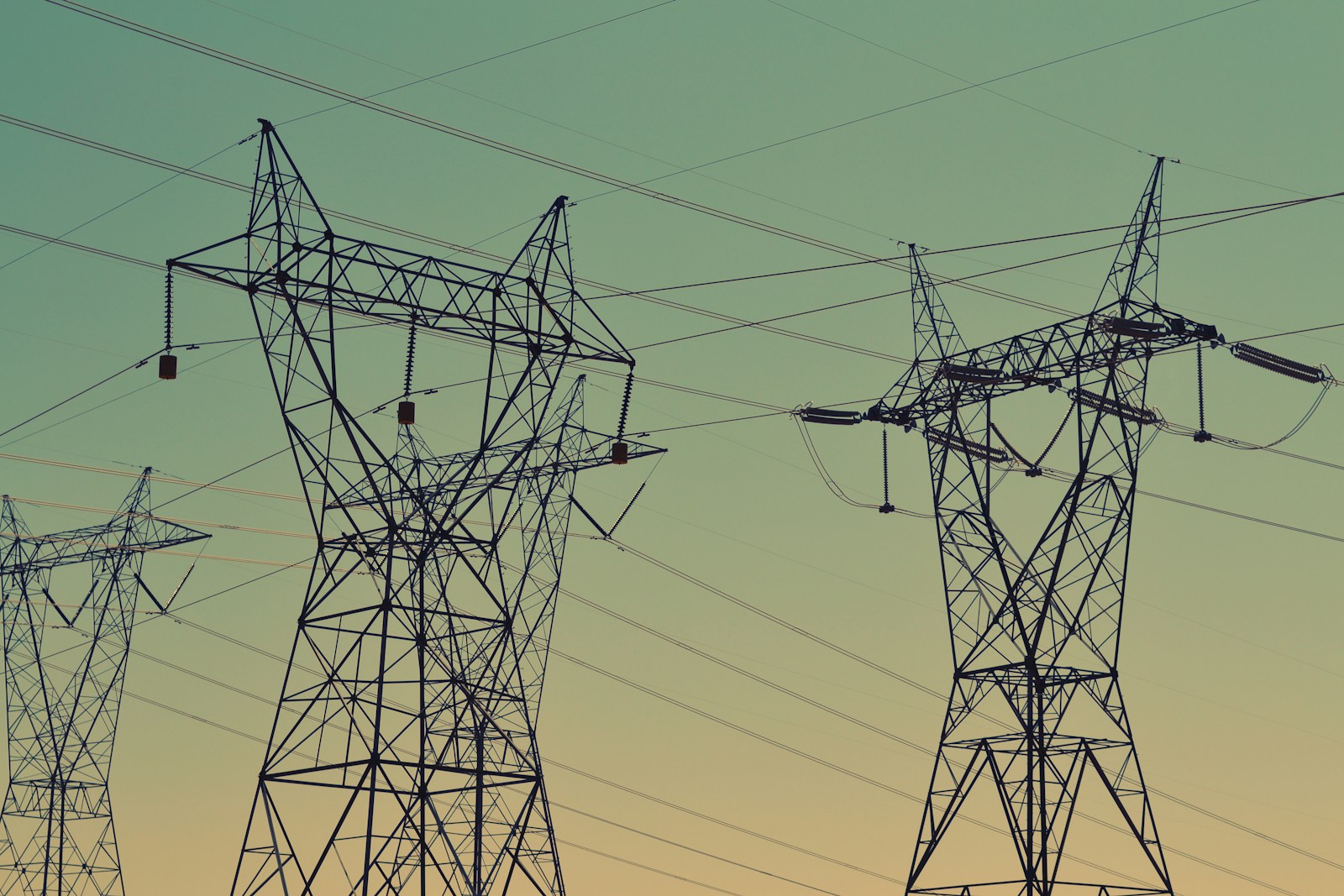 Portugal May Face Electricity Shortages Despite Betting on Power for the New Economy