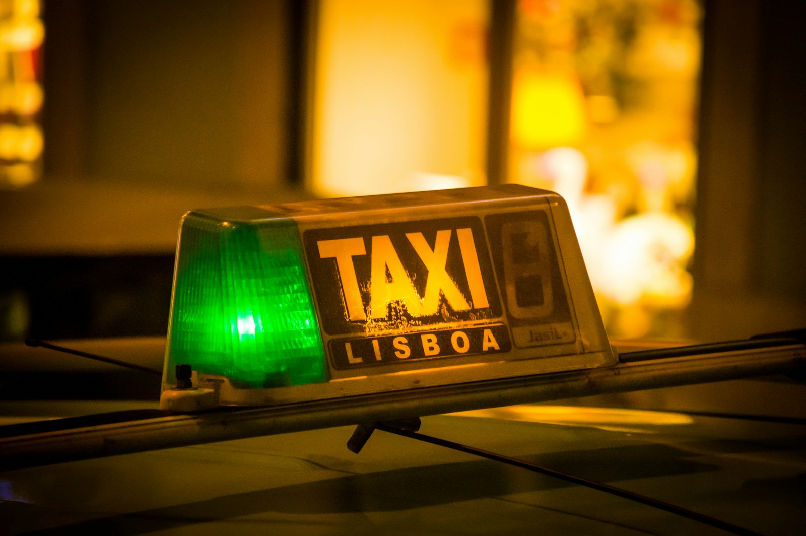 Portugal Introduces New Rules for Setting Taxi Fares